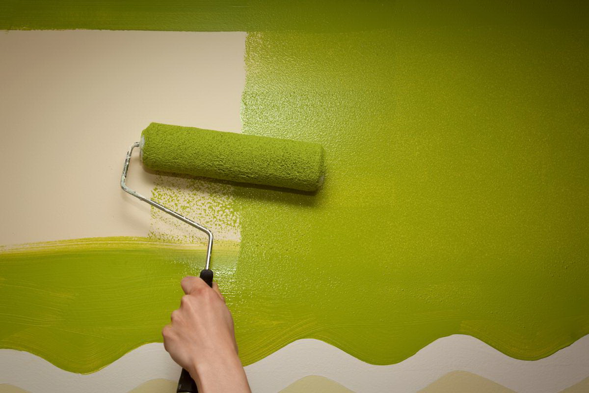 Как правильно покрасить стены водоэмульсионной краской своими руками.